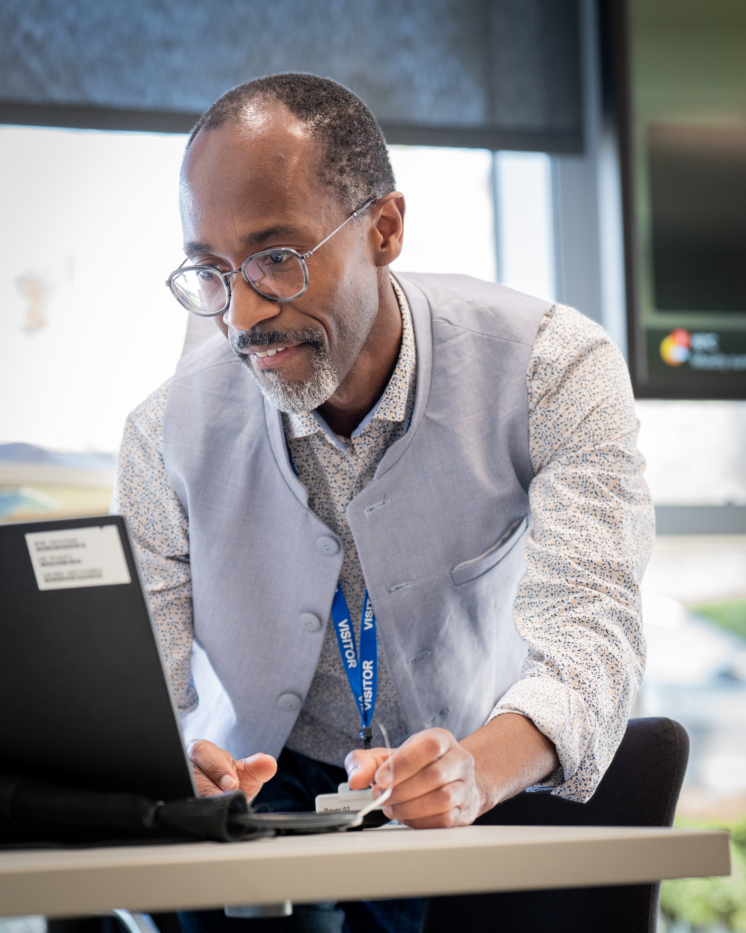 Man-looking-at-laptop.jpg