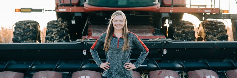 2020-gal-photo-bell-sophie-2-no-logos.png