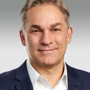 rodrigo-santos-pr.jpg