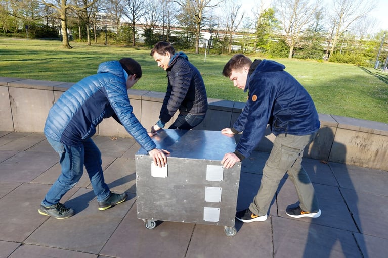 250020-0107-1200.jpg