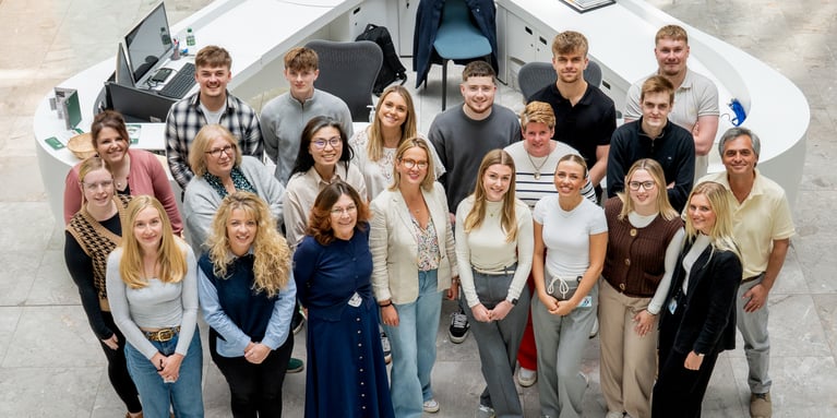 Bayer-Apprentices-and-mentors.jpg