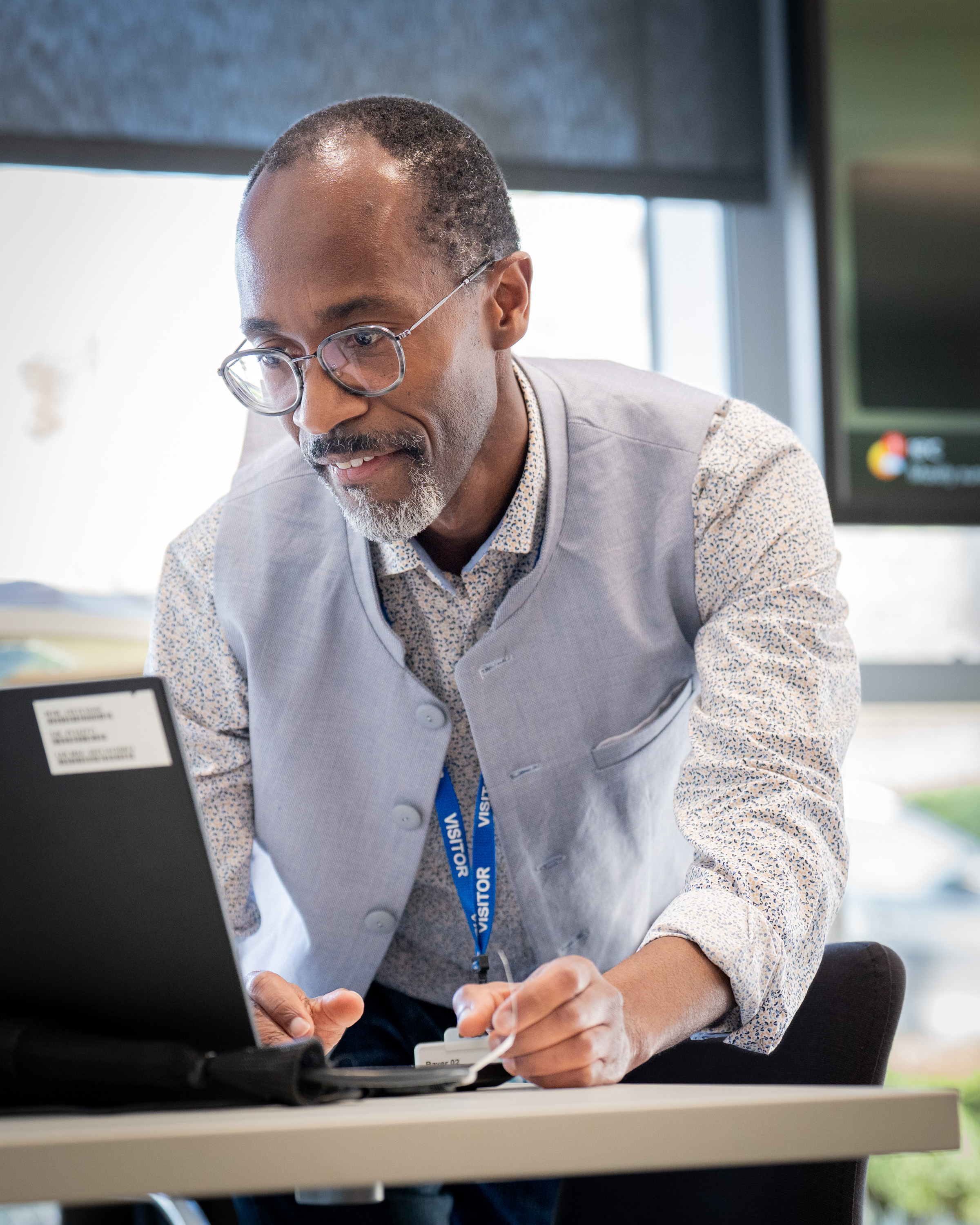 Man-looking-at-laptop.jpg