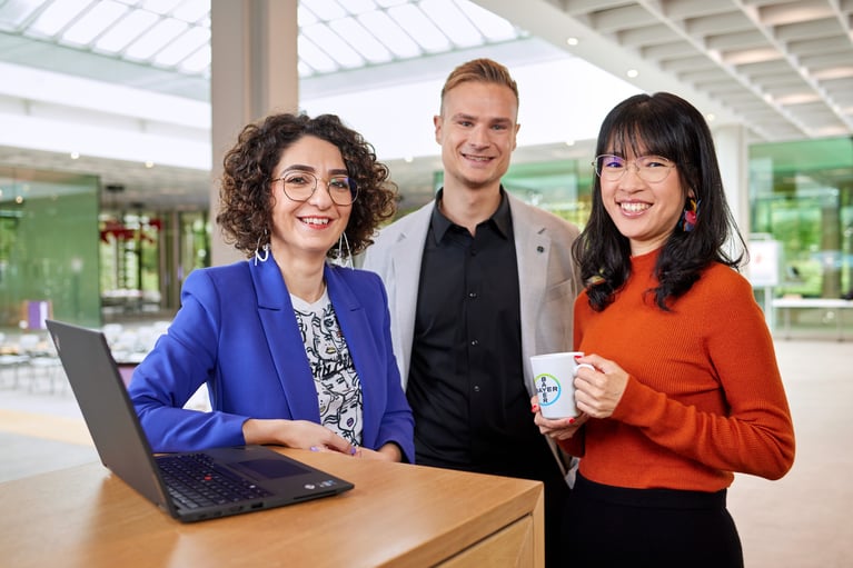 bayer-employees-looking-at-the-camera-1.jpg