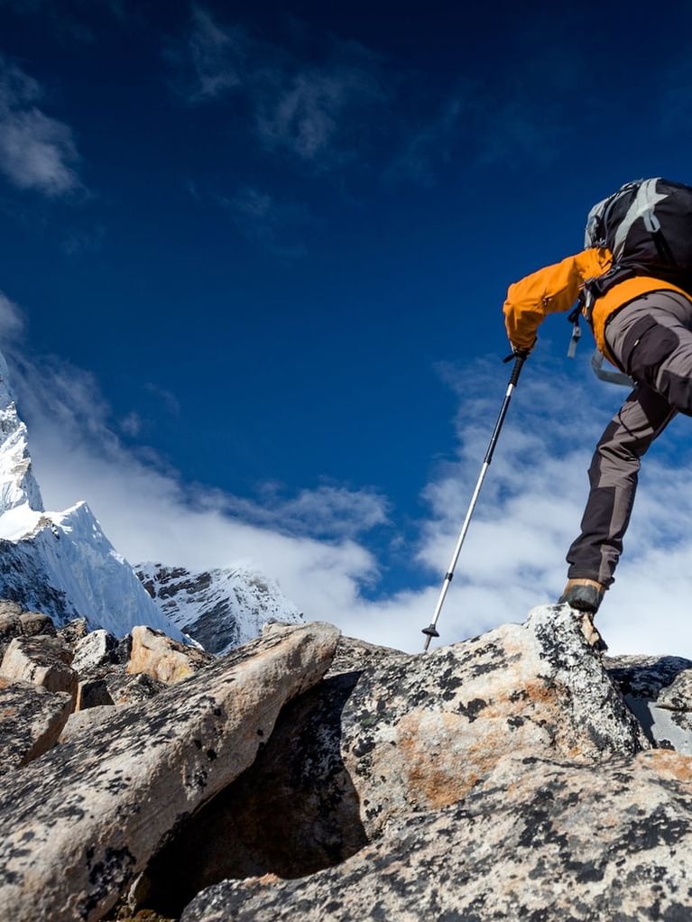 hiker_on_a_mountain_3.jpg