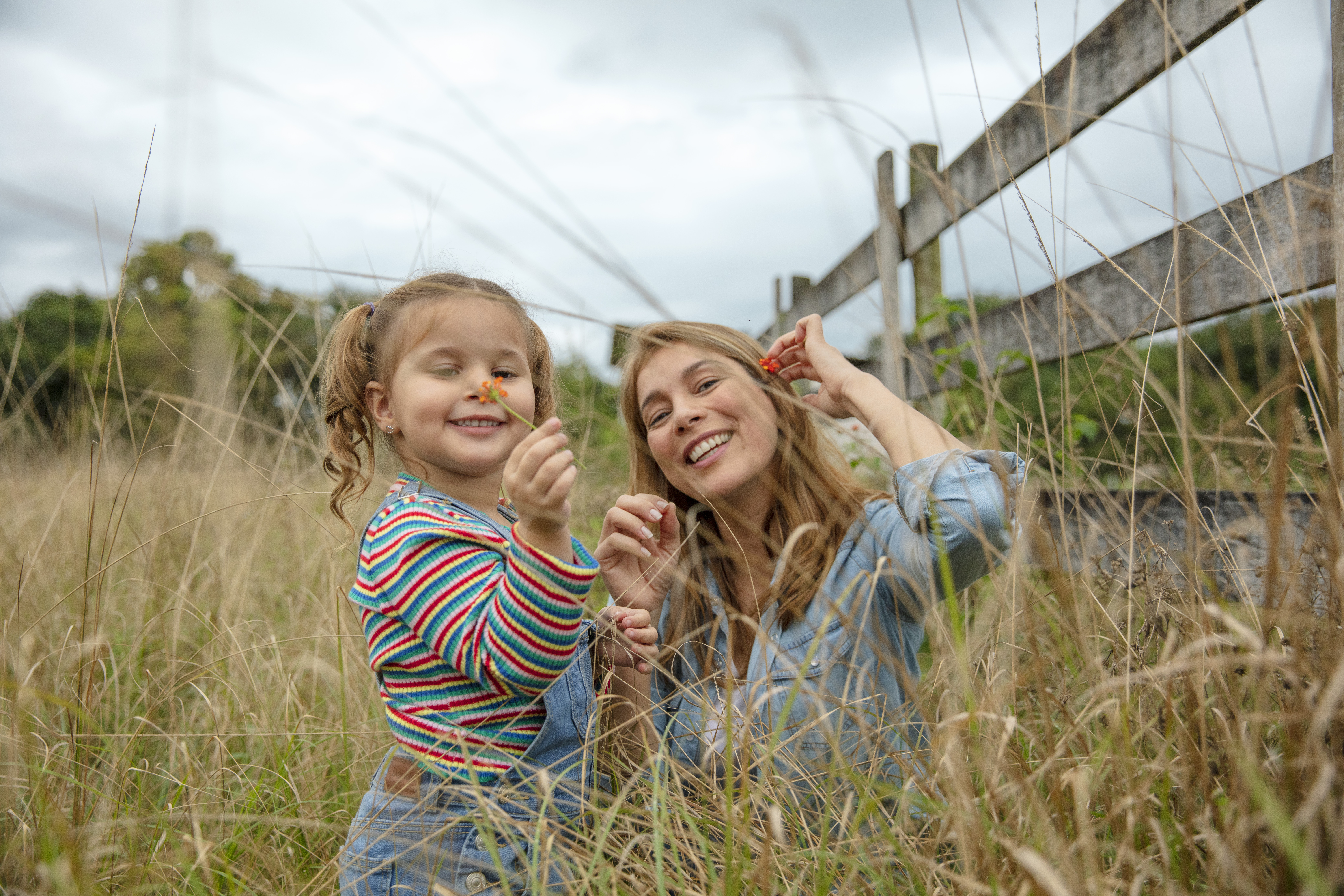 mother_with_daughter_in_the_meadow_2.jpg