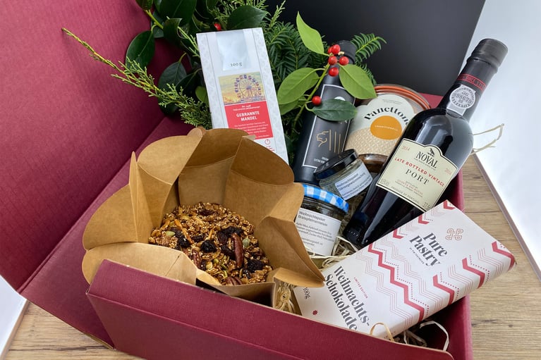 geschenkpaket-xmas.jpg
