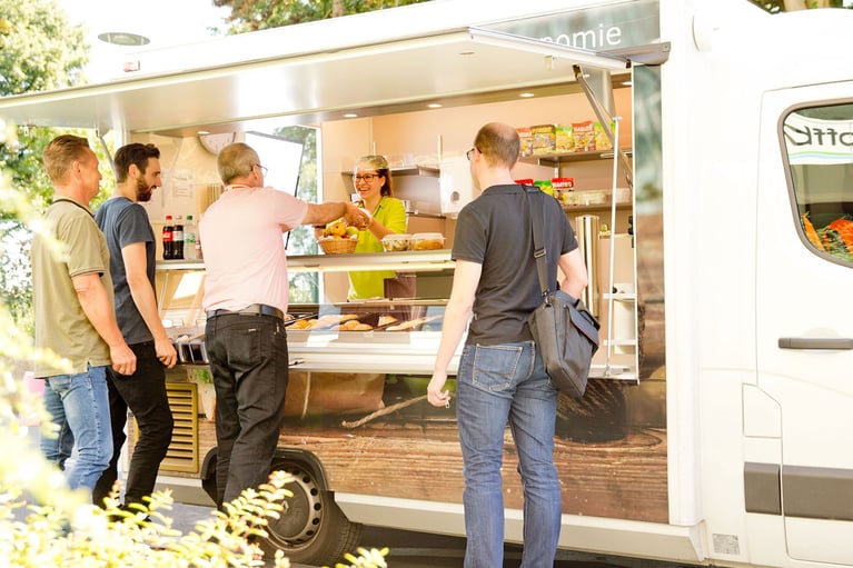 Catering FoodTruck 2500