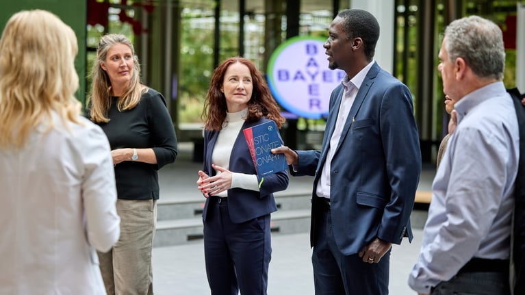bayer-employees-discussing-21.jpg