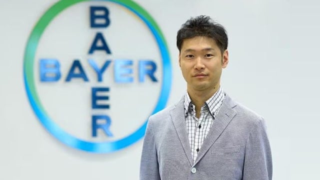 thum bayer stories 02 rev