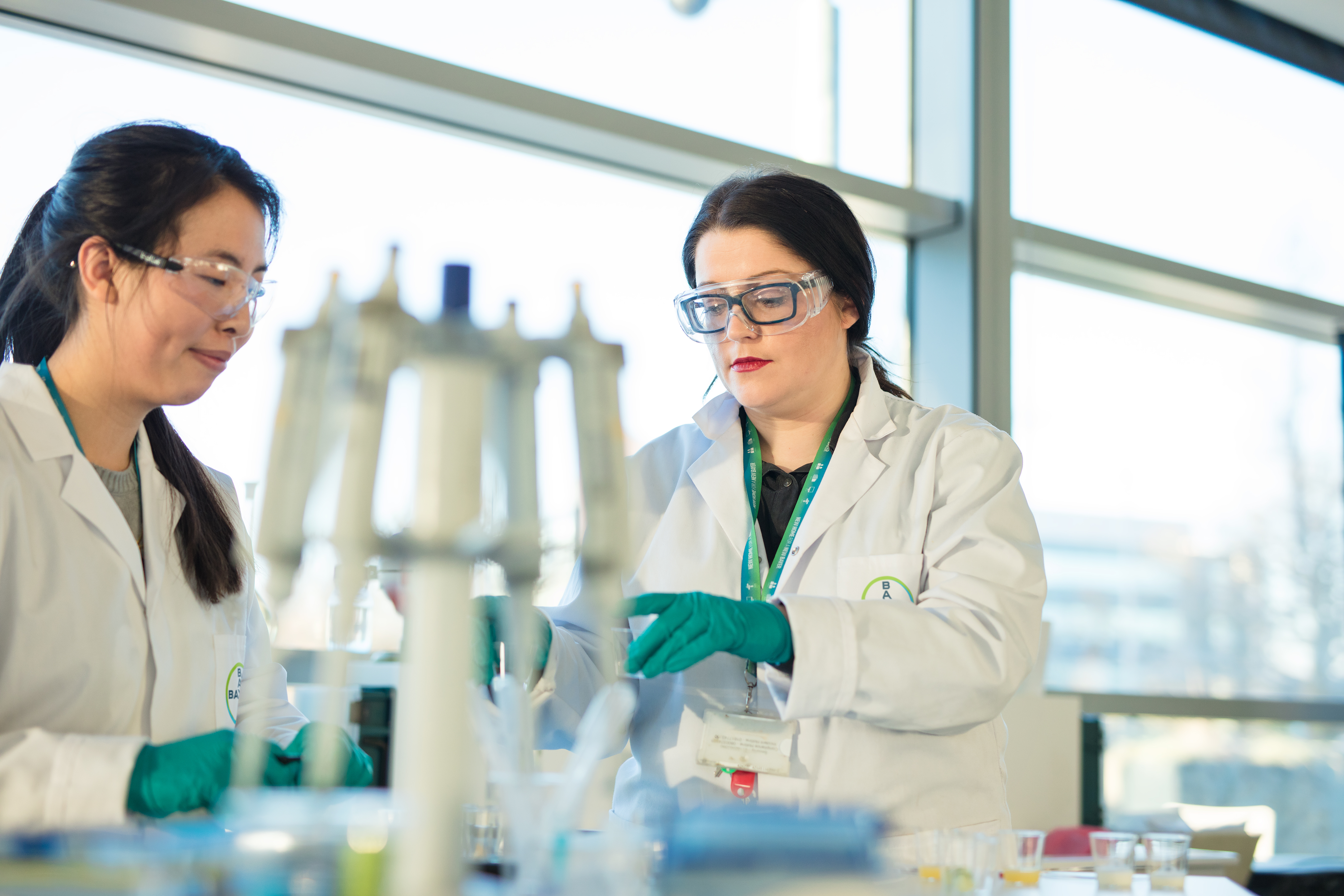 scientists_in_a_lab_2 (1).jpg