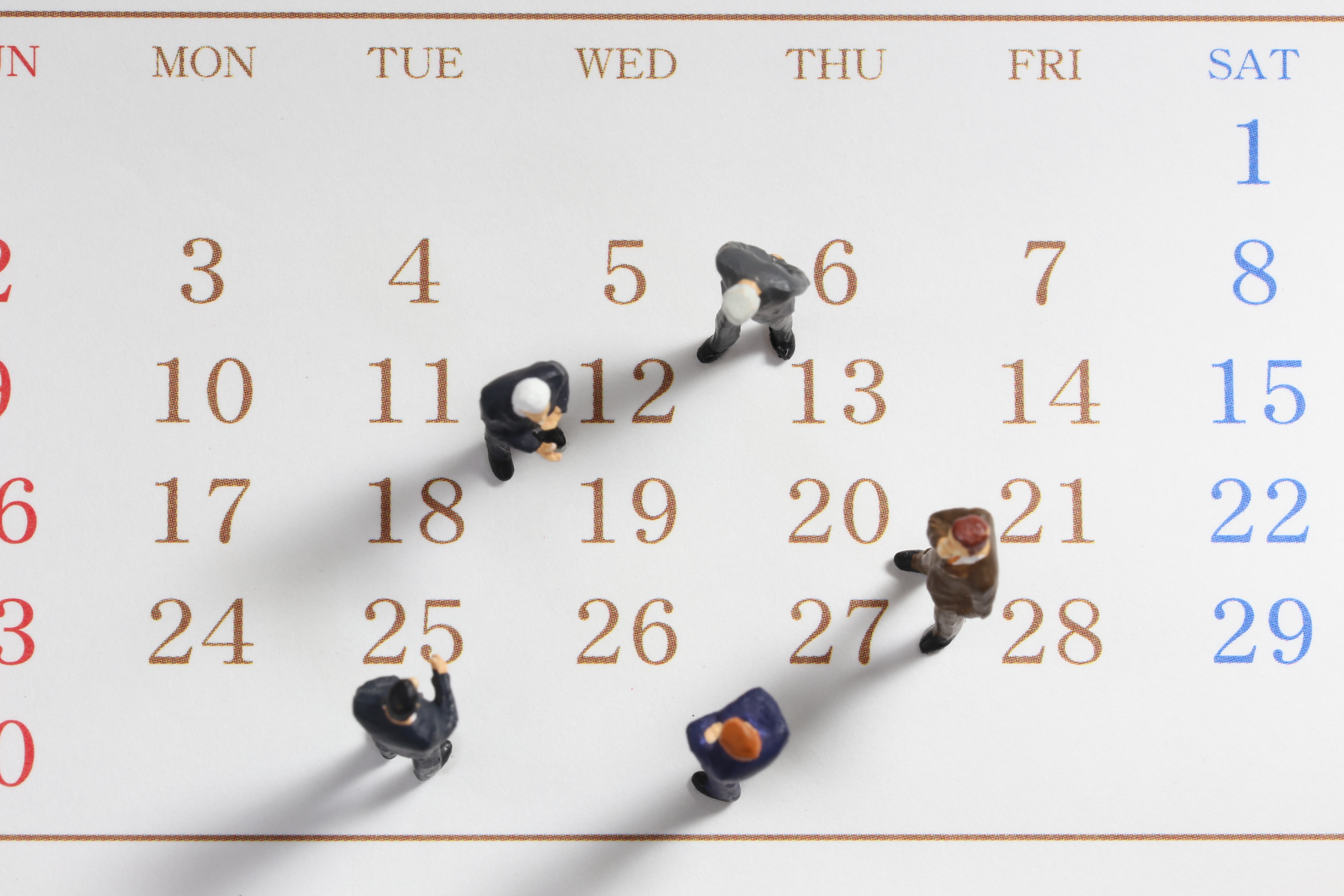 midget_men_on_calendar_1.jpg