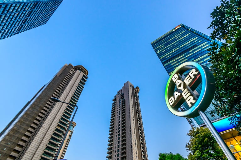 Bayer_cross_in_Shanghai_1-min.jpg