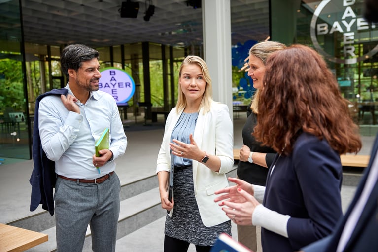 bayer-employees-discussing-29.jpg