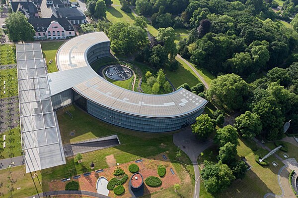 bayer-headquarters-leverkusen_zoomed.jpg