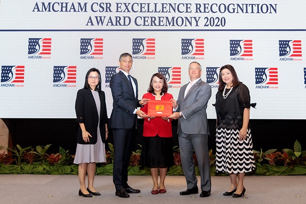bayer-thai-amcham-thailand-csr-award3.jpg