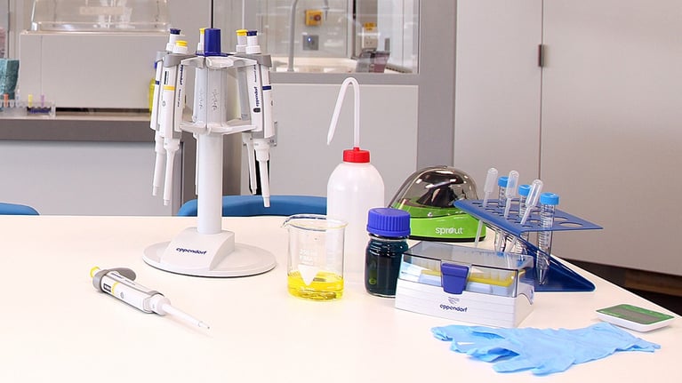 1200xbaylab-forensics-v2.jpg