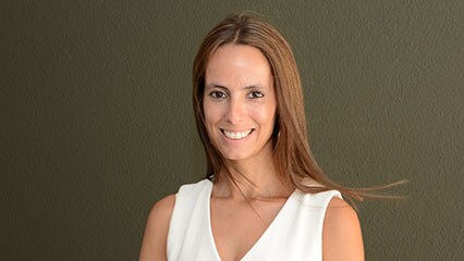 Cecilia Caetano_426x240_0.jpg
