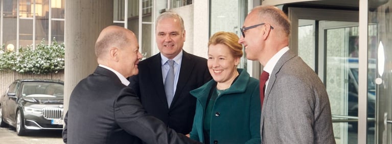 chancellors-visit-1-1600x580.jpg