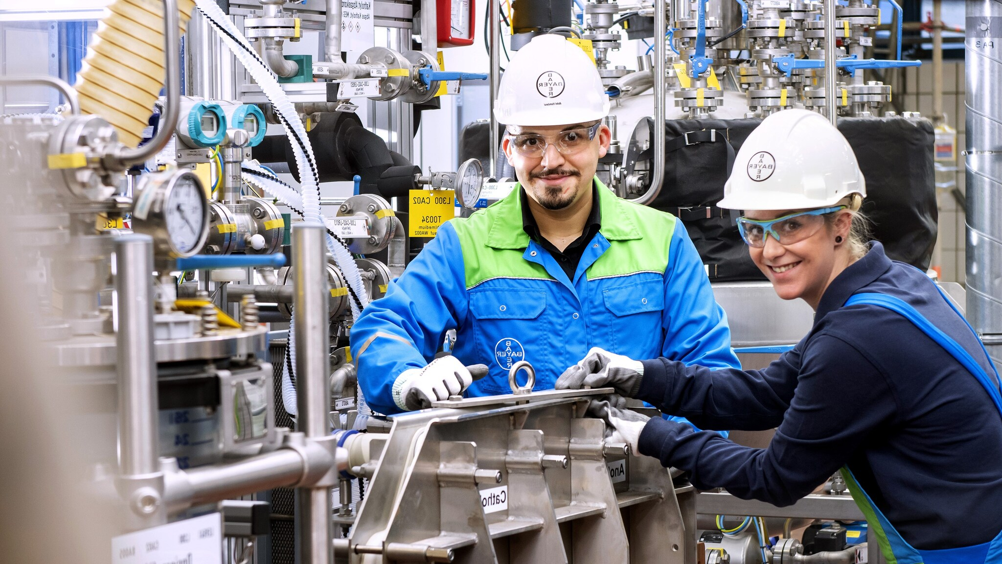 employees at production site m