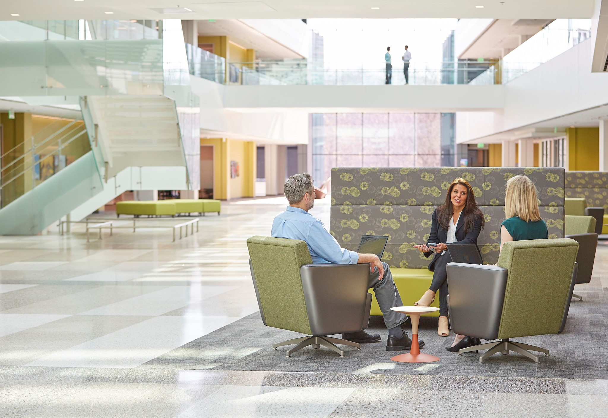 business-people-discussing-1-1.jpg