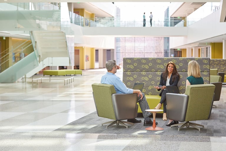 business-people-discussing-1-1.jpg