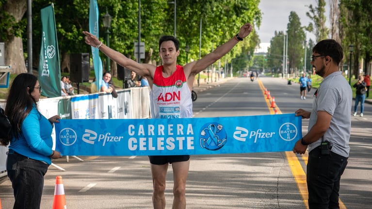 des08771-bayer-carrera-celeste.jpg