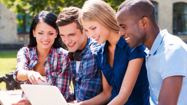how-to-join-us-studentsaroundlaptop-640x360.png