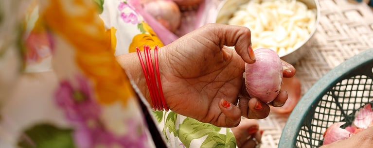 Indian_woman_preparing_food_4-(1).jpg