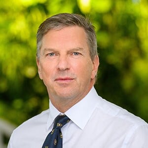 julian-300x300-1.jpg