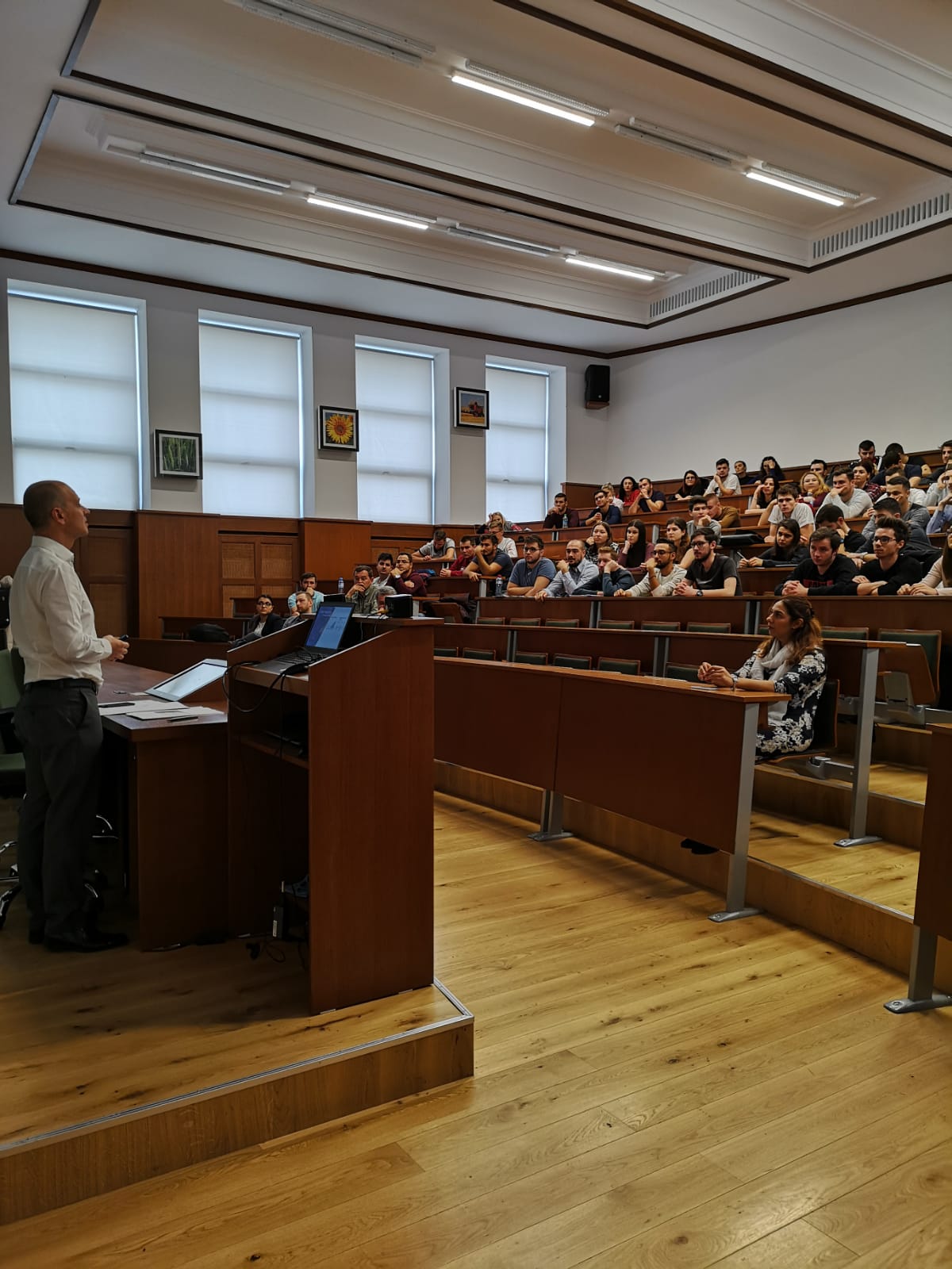 LS Talks_Pascal_USAMV Bucharest 1.jpg