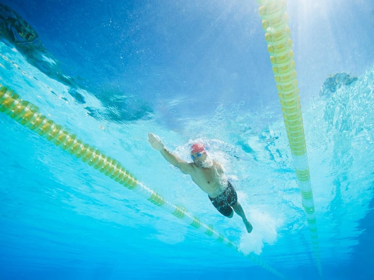 man-swimming-in-swimming-pool-1.jpg