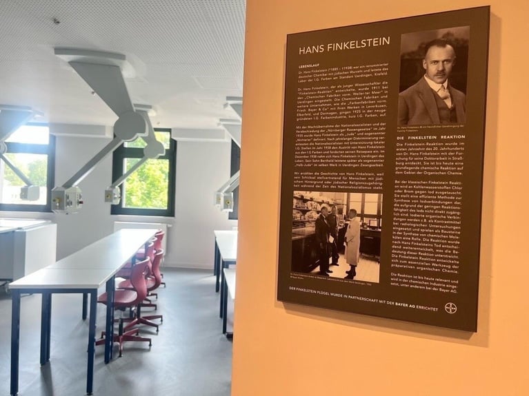 memorial board for dr hans finkelstein
