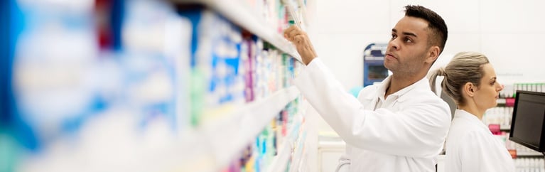pharmacists-in-a-pharmacy-1440.jpg