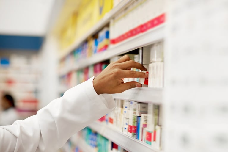 Rack_in_a_pharmacy.jpg