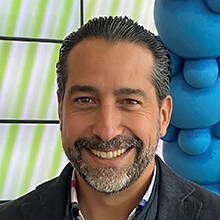 ricardo-salazar-headshot.png