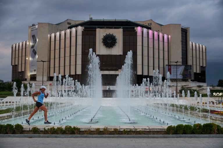 run-blu-sofia-1280.jpg