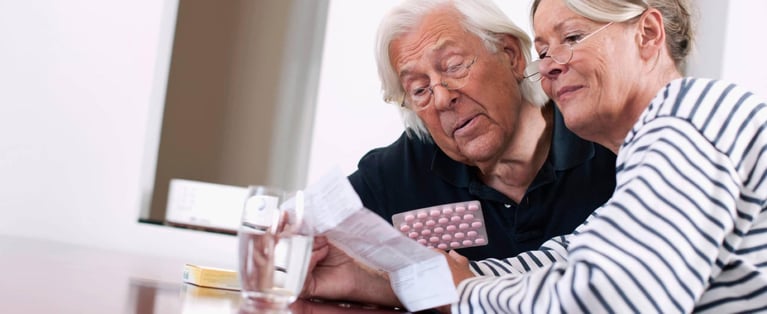 Senior_couple_reading_package_insert_1_0.jpg