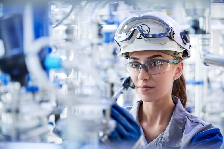 trainee-chemical-plant-3-smaller.jpg