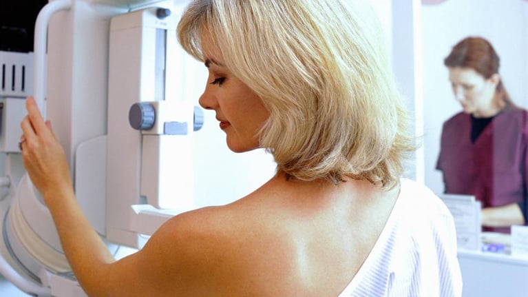 Woman mammogram_0_2.jpg