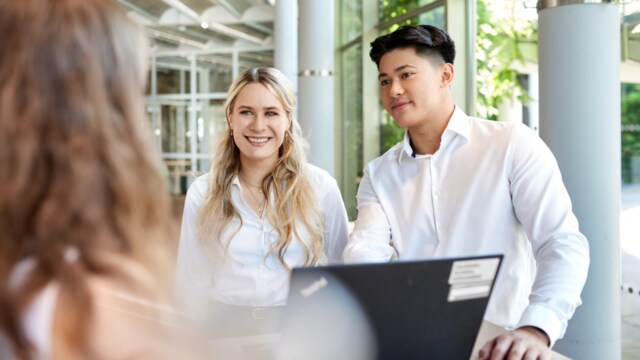 yourcareer-traineesconversing-640x360.png